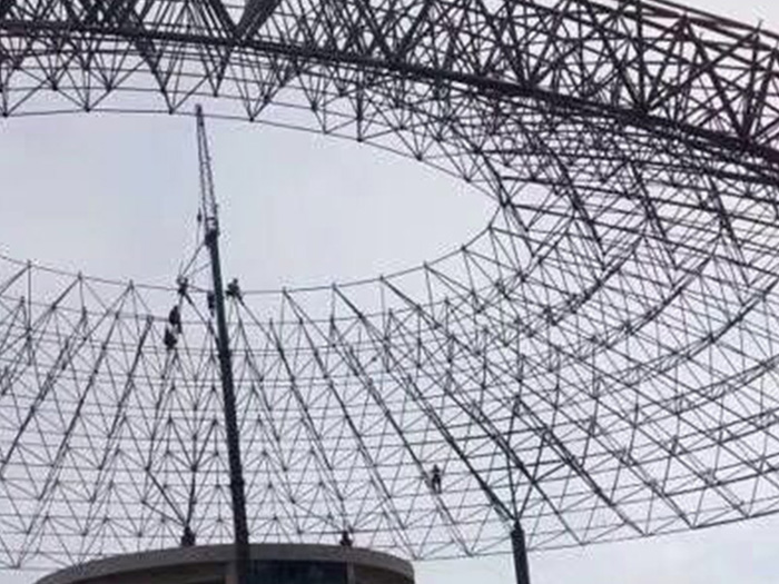 广汉篮球馆球形网架厂家价格